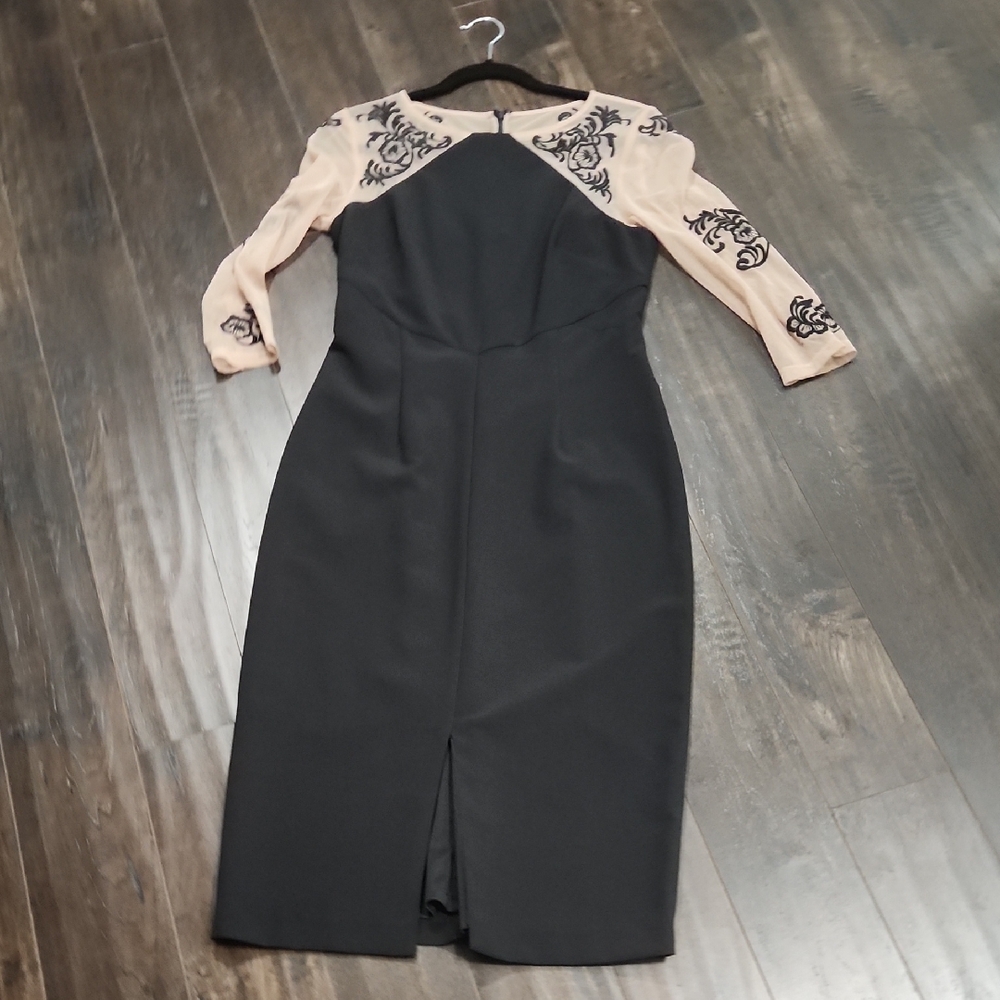 Js Collections Black And Cream Embellished Knee-L… - image 1